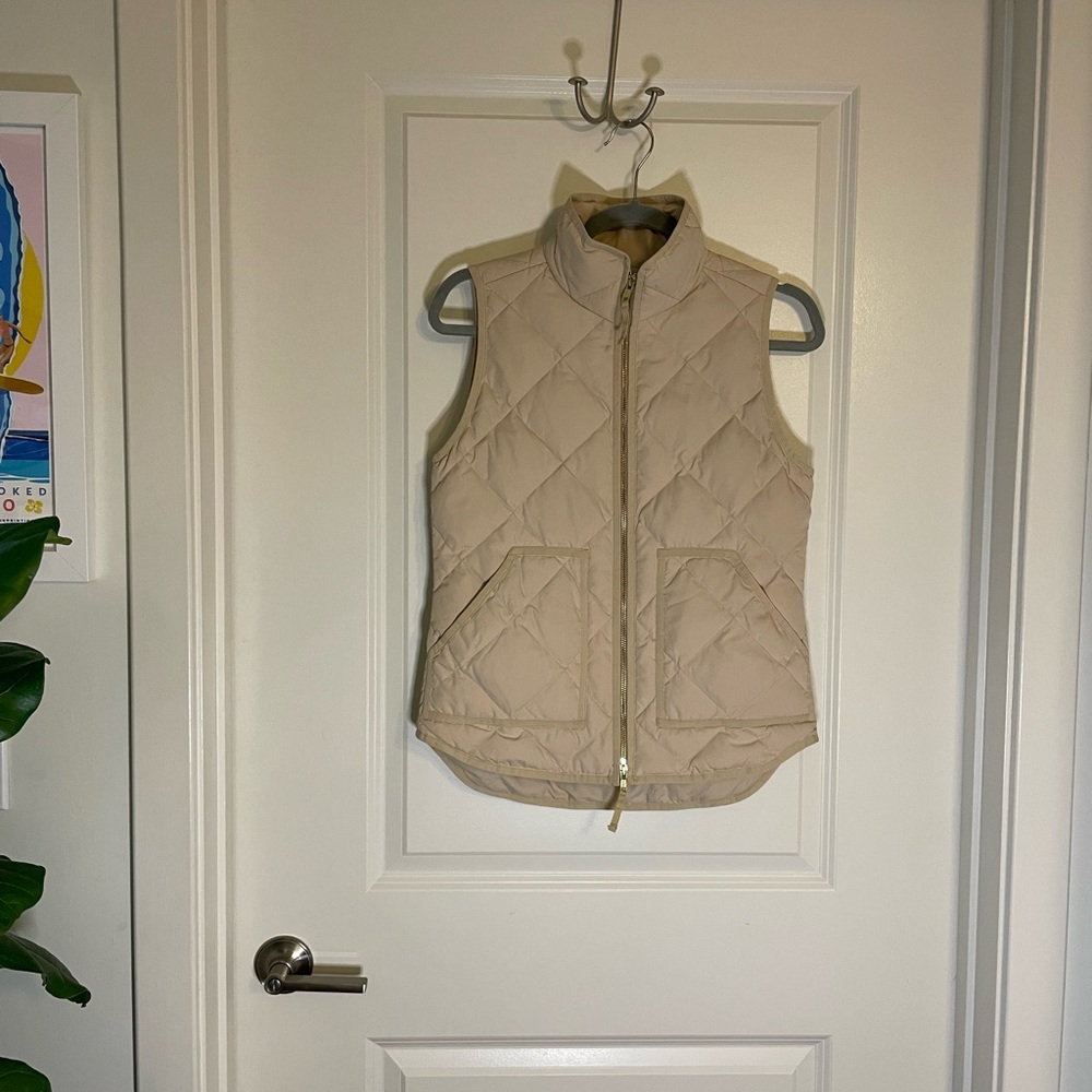 J.Crew Women’s Quilted Vest - Beige